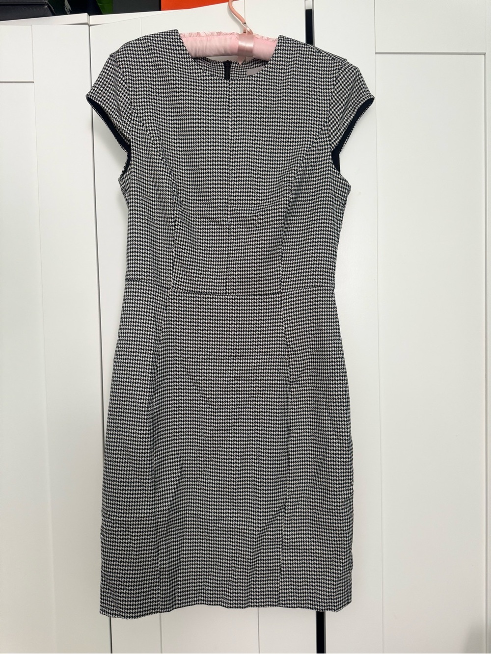 NWT H&M Classic Black & White Houndstooth Sheath Dress
